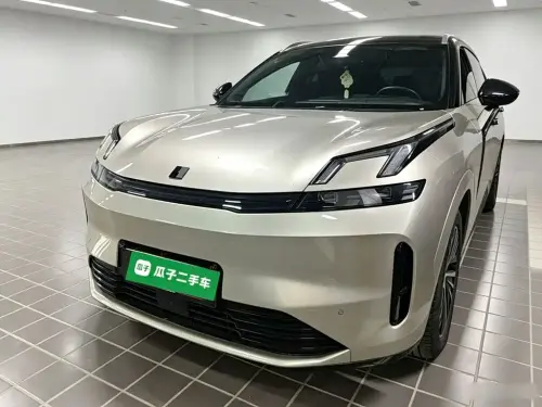 Lynk & Co 08, 2024