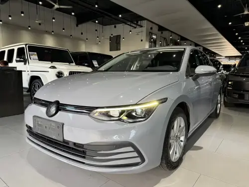 Volkswagen Golf, 2021