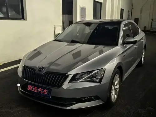 Skoda Superb, 2020