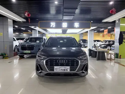 Audi Q3, 2022