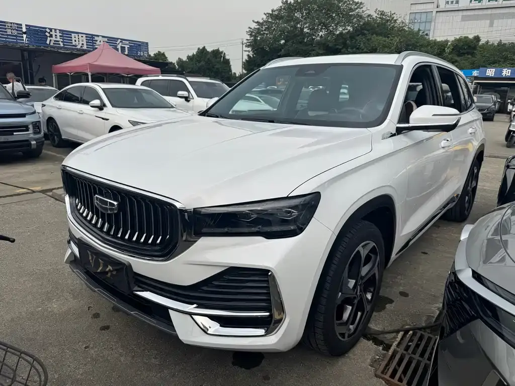 Geely Xingyue L, 2022