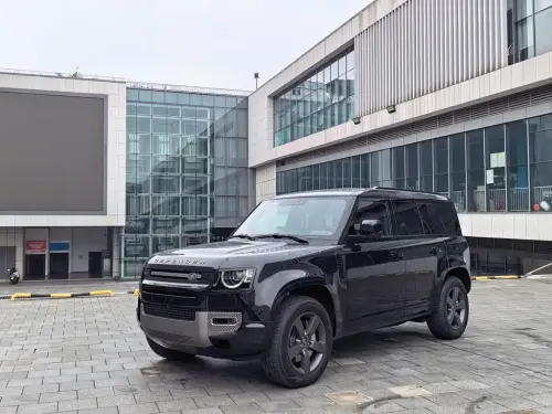 Land Rover Defender, 2025
