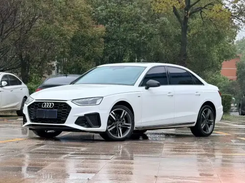 Audi A4, 2022