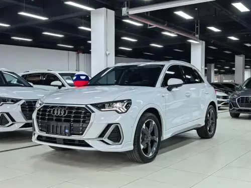 Audi Q3, 2023