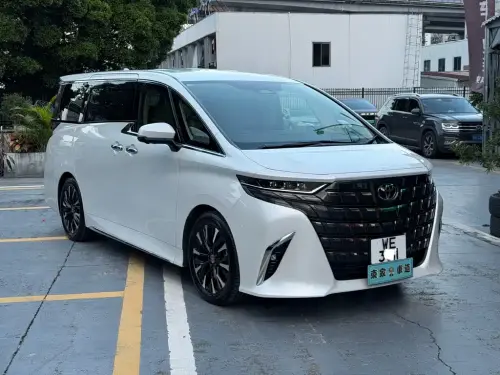 Toyota Alphard, 2026