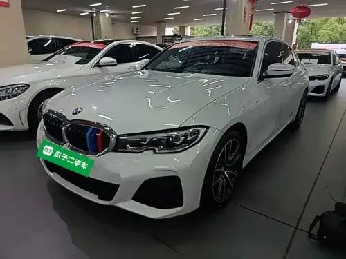 BMW 3-Series, 2021