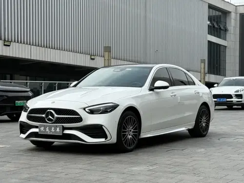 Mercedes-Benz C-Class, 2024