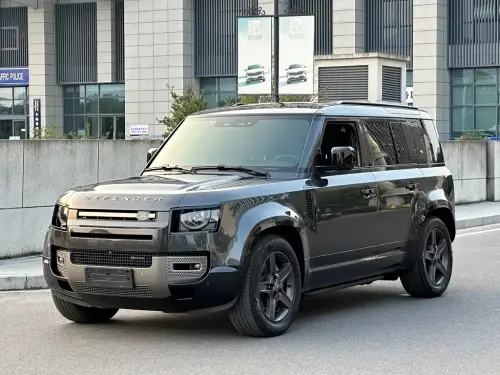 Land Rover Defender, 2023