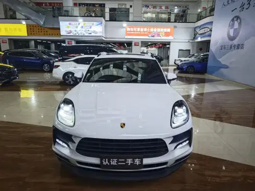 Porsche Macan, 2020
