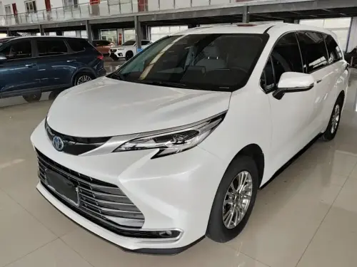 Toyota Sienna, 2024
