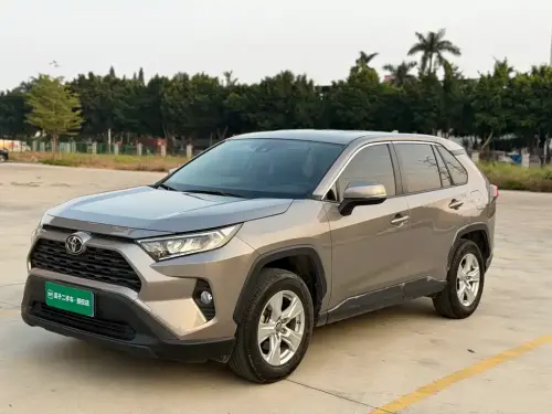 Toyota RAV4, 2023