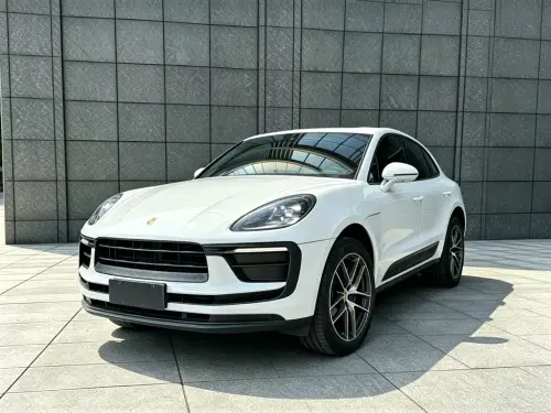 Porsche Macan, 2025
