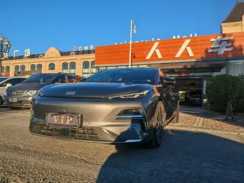 Geely Galaxy Xingyao 8, 2025