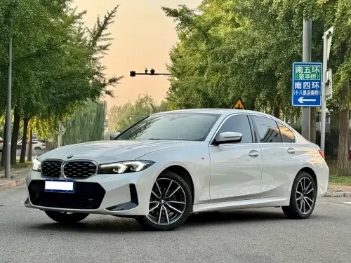 BMW 3-Series, 2025