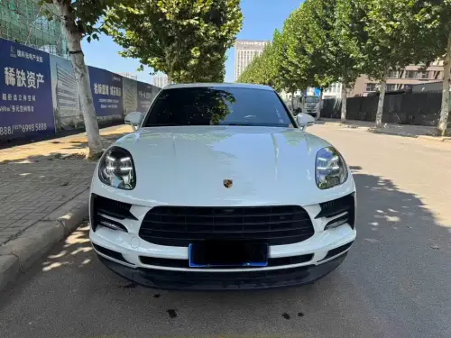 Porsche Macan, 2021
