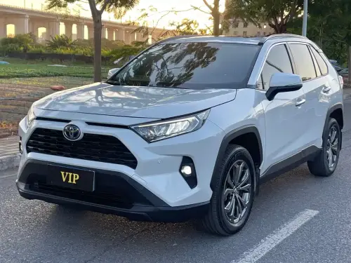 Toyota RAV4, 2024