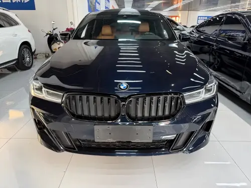BMW 6-Series GT, 2022