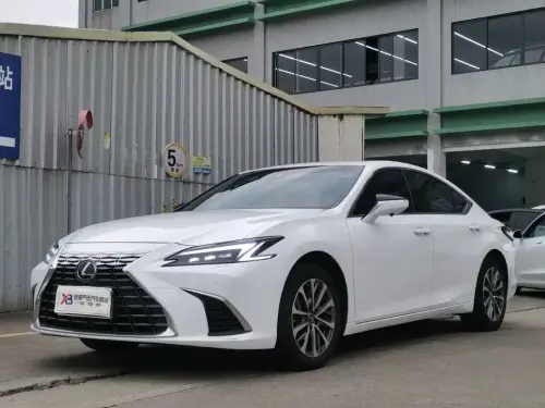Lexus ES, 2026
