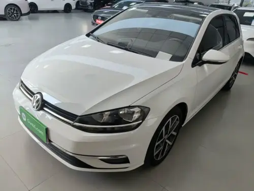 Volkswagen Golf, 2020
