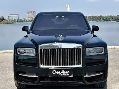 Rolls-Royce Cullinan, 2021