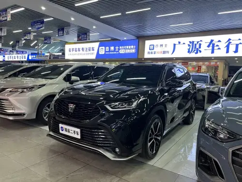 Toyota Crown Kluger, 2022