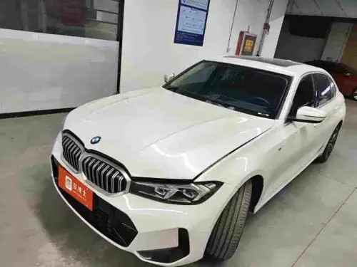 BMW 3-Series, 2023