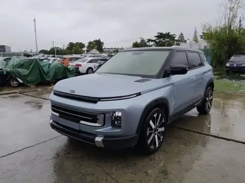 Geely ICON, 2024