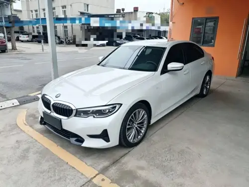 BMW 3-Series, 2020