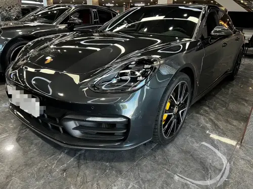 Porsche Panamera, 2022