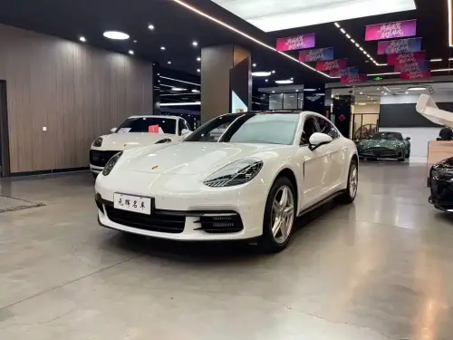 Porsche Panamera, 2020