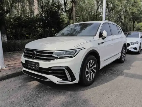 Volkswagen Tiguan, 2022