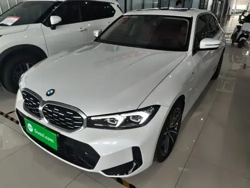BMW 3-Series, 2023