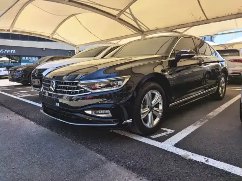 Volkswagen Magotan, 2023