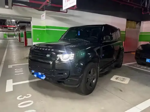 Land Rover Defender, 2023