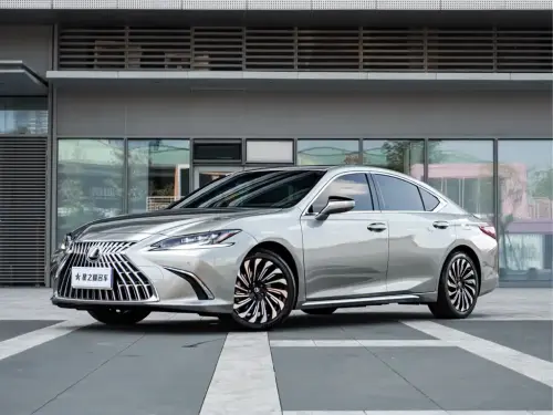 Lexus ES, 2022