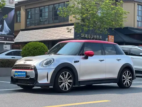 Mini MINI, 2022