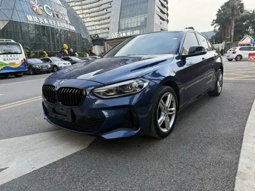 BMW 1-Series, 2021