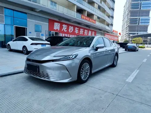 Toyota Camry, 2024