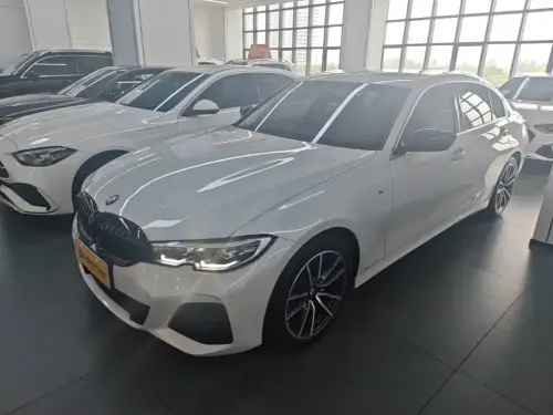 BMW 3-Series, 2021