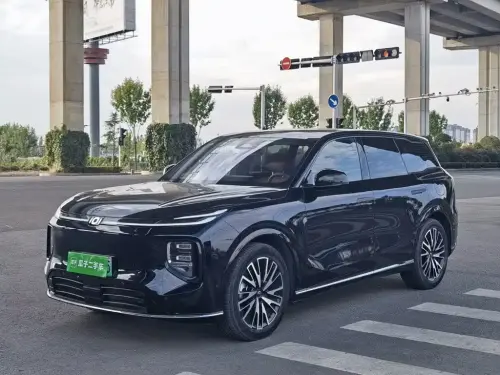Changan Q07, 2025