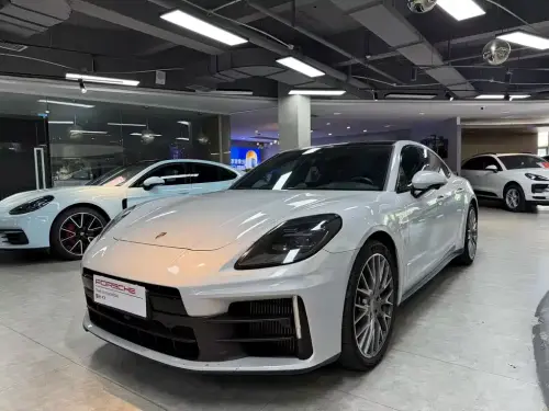 Porsche Panamera, 2025