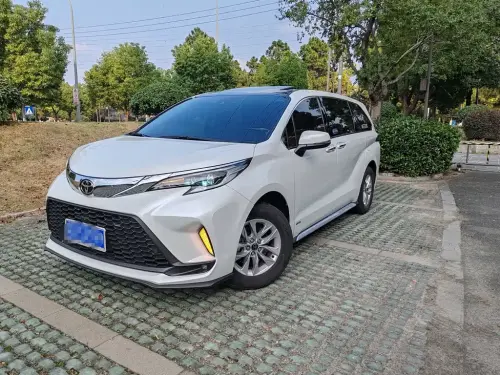 Toyota Granvia, 2024