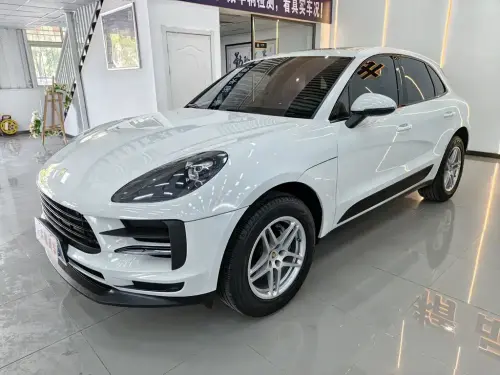 Porsche Macan, 2021