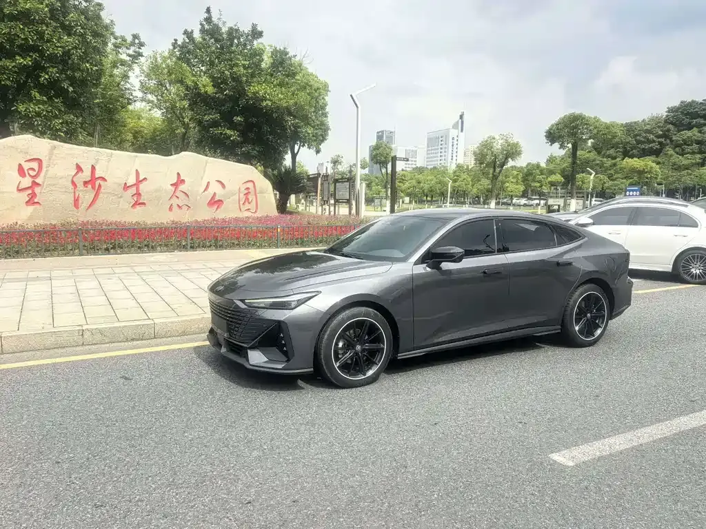 Changan UNI-V, 2023