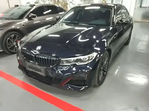 BMW 3-Series, 2022