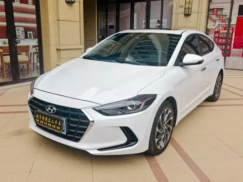 Hyundai Elantra, 2020