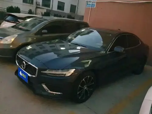 Volvo S60, 2021