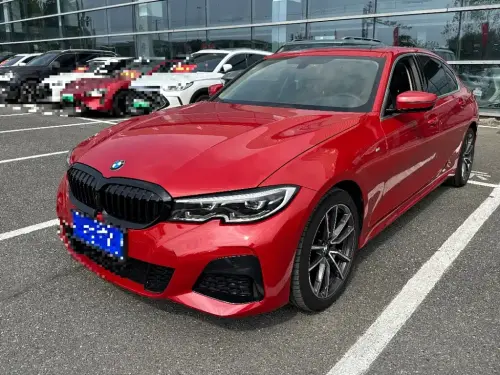 BMW 3-Series, 2022