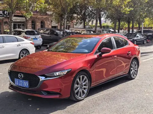 Mazda Mazda3 Axela, 2025