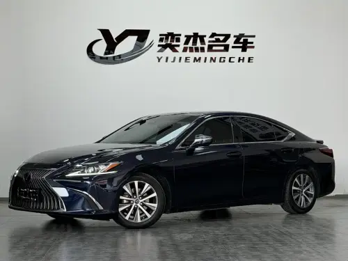 Lexus ES, 2020